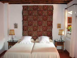 Comfort double or twin with patio view, and private facilities (bath)